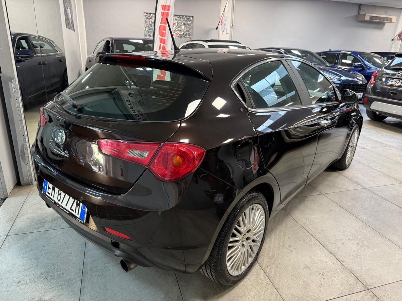 Alfa Romeo Giulietta 2.0 JTDm-2 140 CV Distinctive