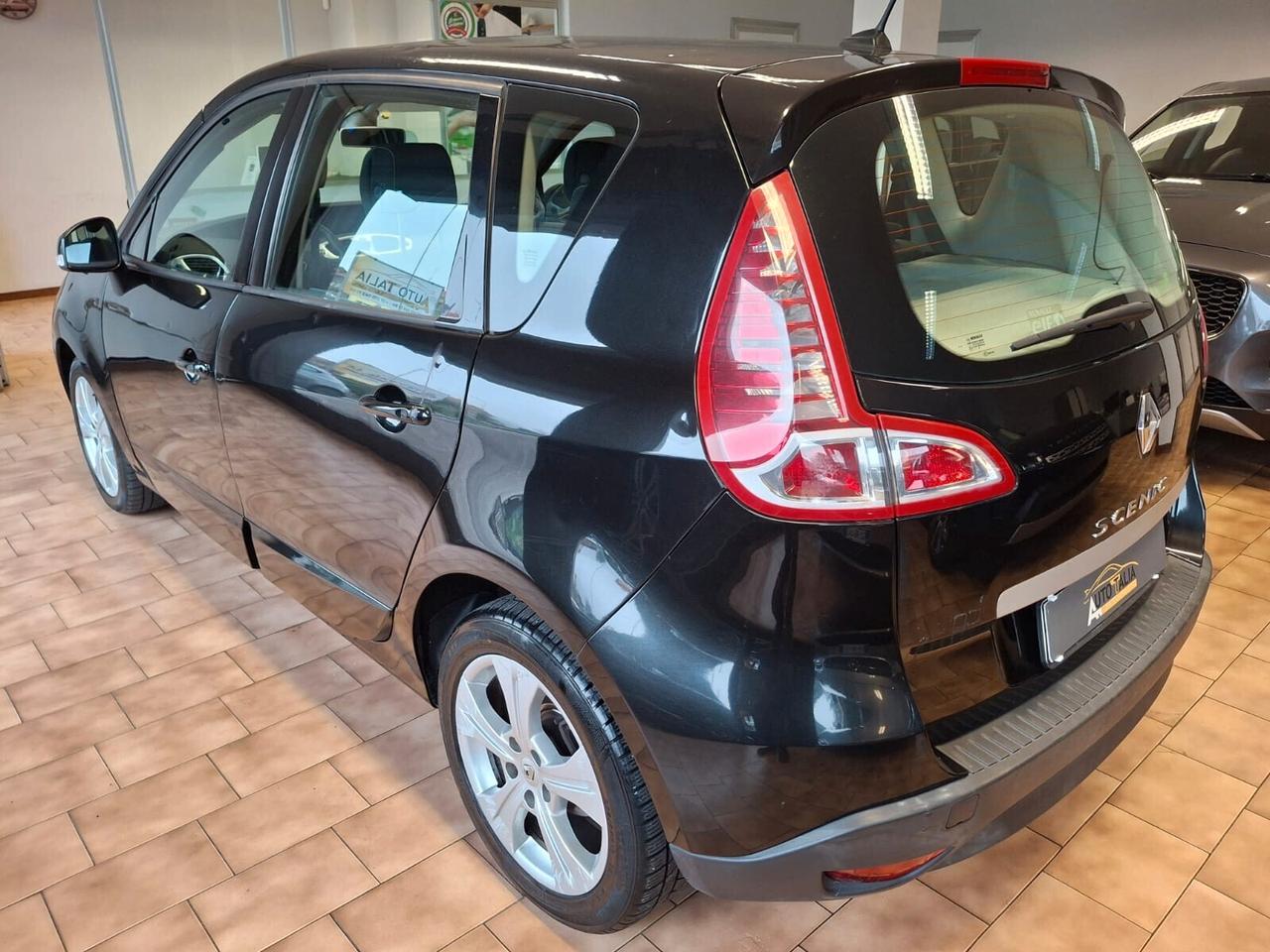 Renault Scenic X-Mod 1.5 dci Luxe 110cv