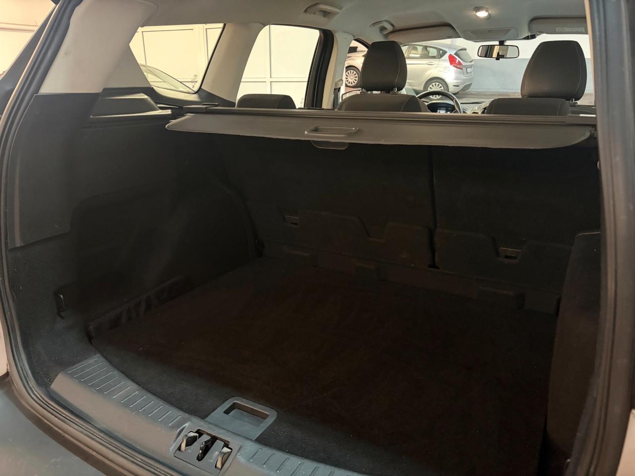 Ford Kuga 1.5 TDCI 120 CV S&S 2WD Business