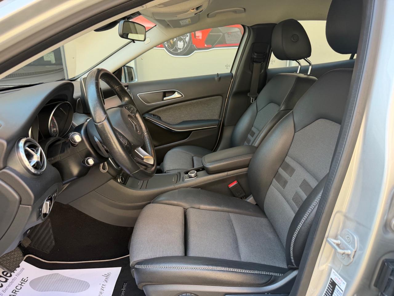 Mercedes-benz GLA 200 d Automatic Sport 2016