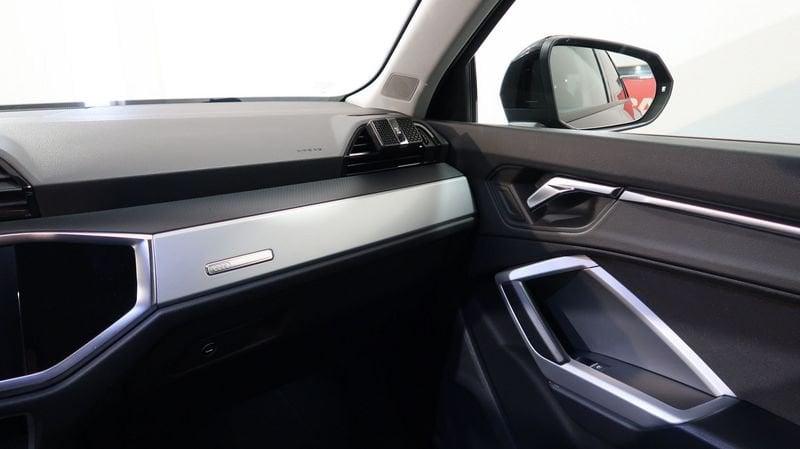 Audi Q3 Q3 35 2.0 tdi Business Advanced s-tronic