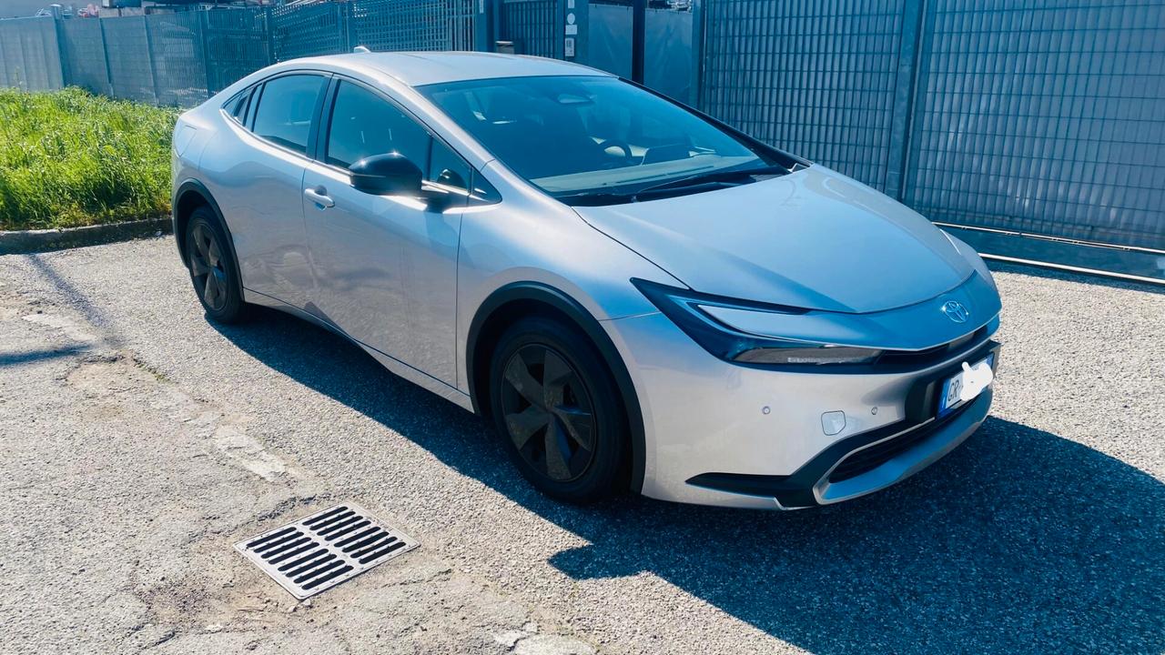 Toyota Prius 2.0 Plug-in Hybrid Lounge