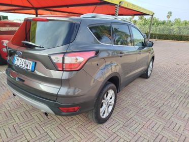 Ford Kuga 1.5 TDCI 120 CV S&S 2WD Powershift ST-Line