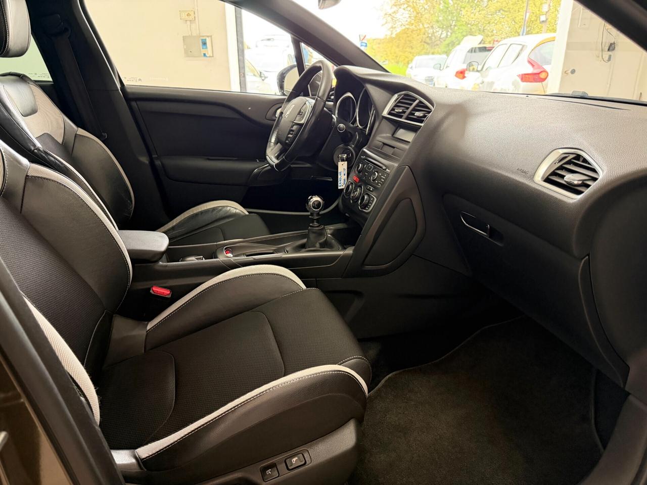 DS4 2013 1.6 e-HDi 115 airdream Chic OK NEOPATENTATI