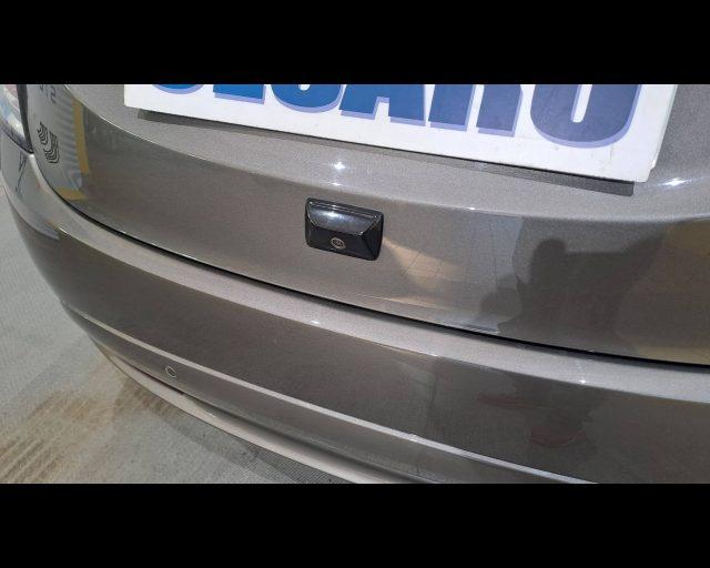 LANCIA Ypsilon 1.0 hybrid Gold Plus