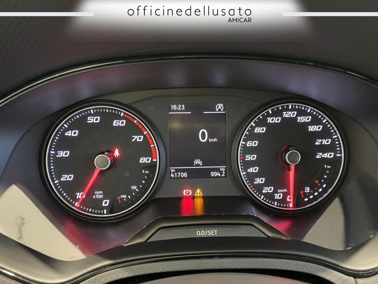 Seat Arona 1.0 tgi 90cv reference