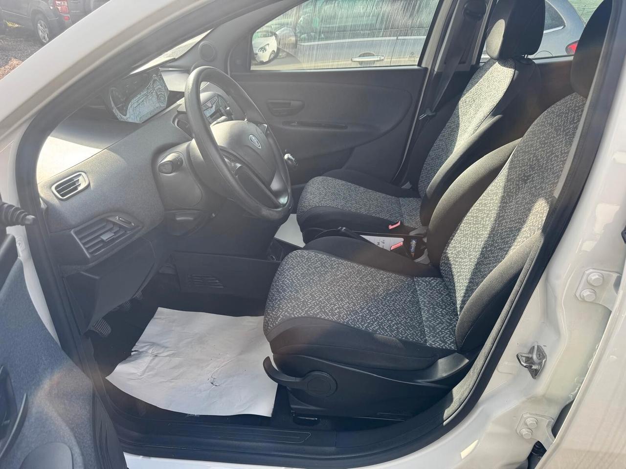 Lancia Ypsilon 1.2 69 CV 5 porte S&S Elefantino Blu