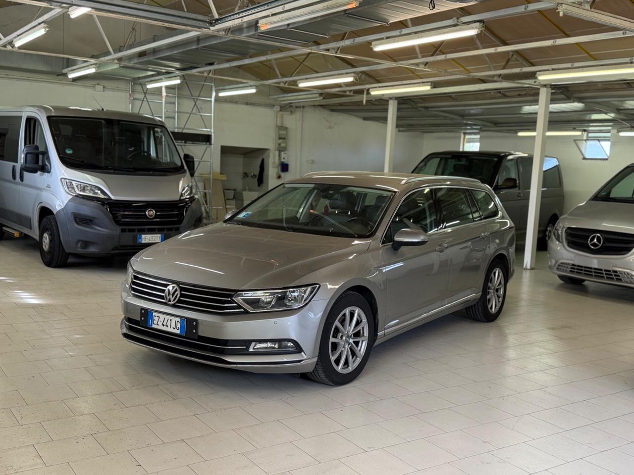 Volkswagen Passat Variant 2.0 TDI DSG Highline BlueMotion Technology