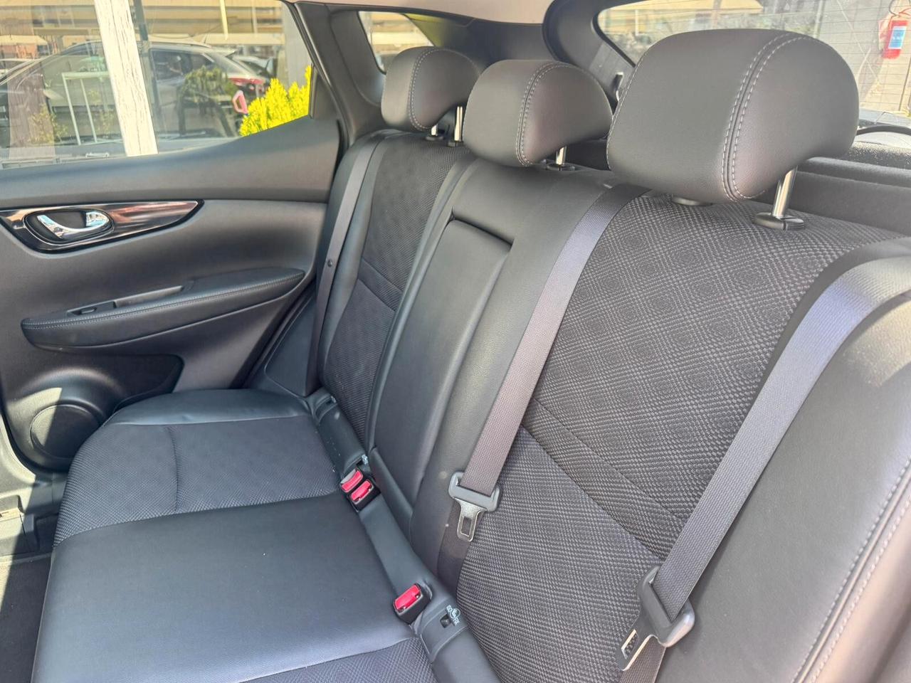 Nissan Qashqai 1.2 DIG-T Tekna AUTOMATICO