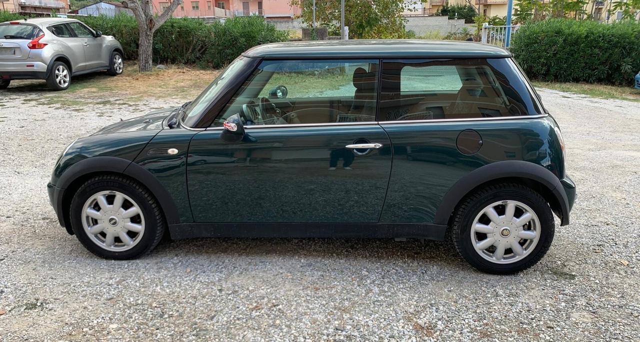 Mini 1.6 16V One de luxe