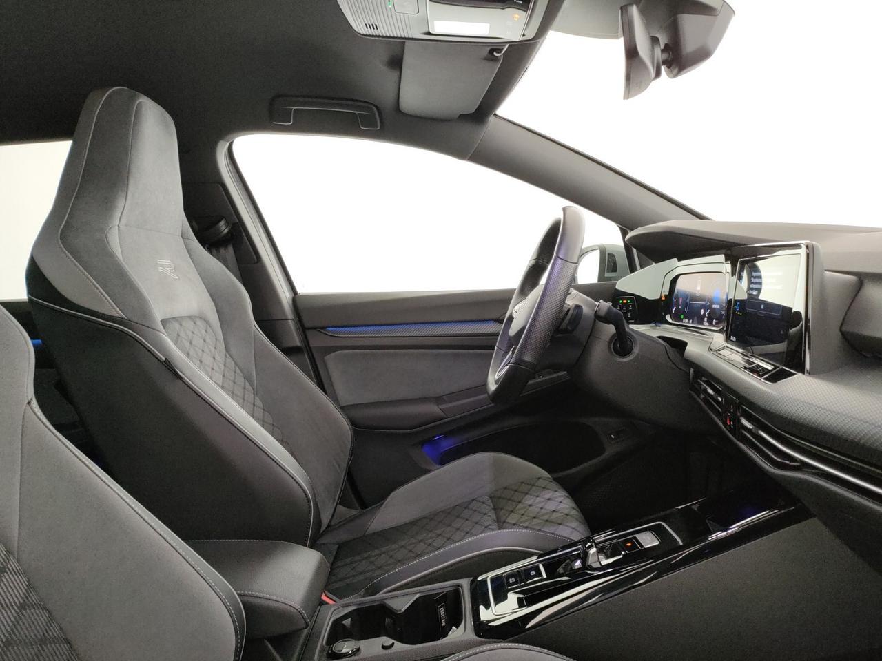 Volkswagen Golf variant 1.5 etsi evo r-line 130cv dsg