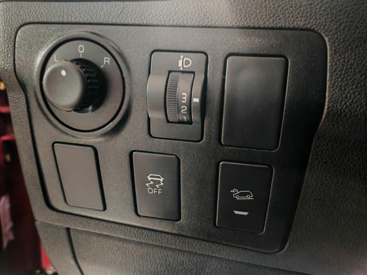 Mahindra 1.2 KUV100 K6+ 20000km 2025