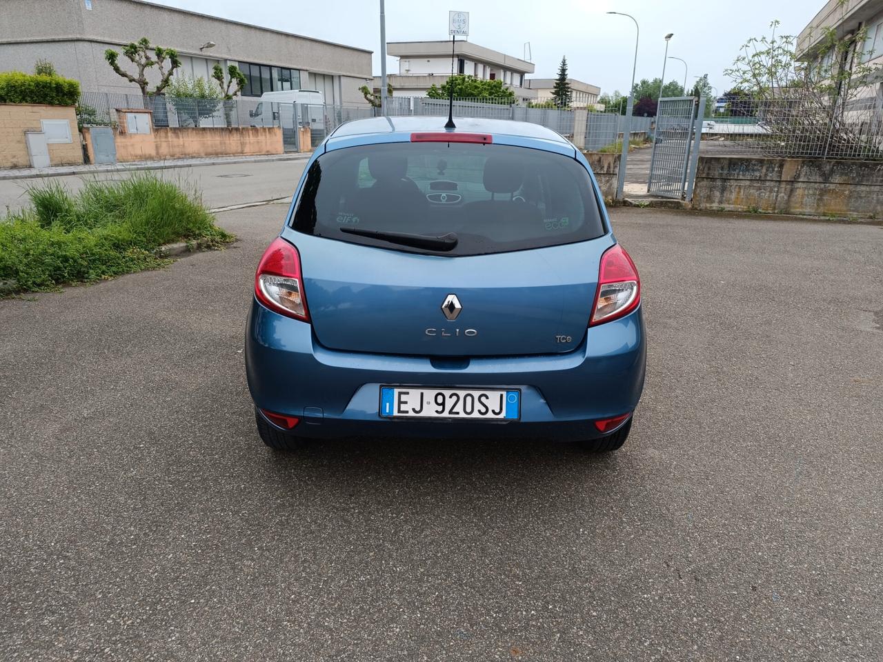 Renault Clio 1.2 16V 5 porte SOLAMENTE 97.000 KM