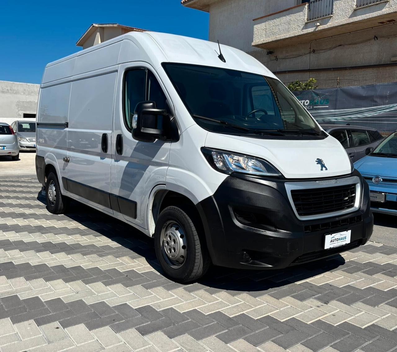 Peugeot Boxer 2.2 BlueHDi 140CV L2H2