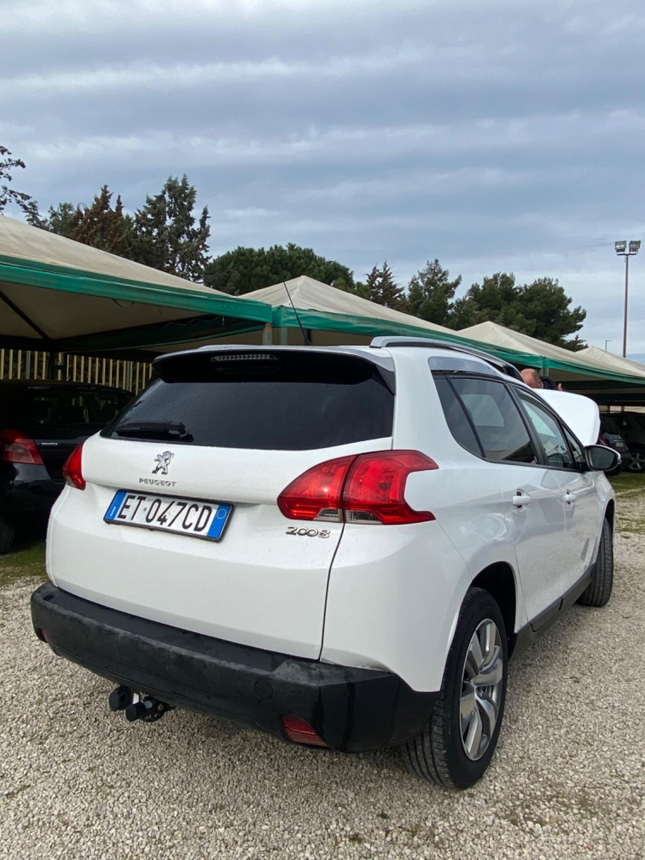 Peugeot 2008 PureTech 82 Allure