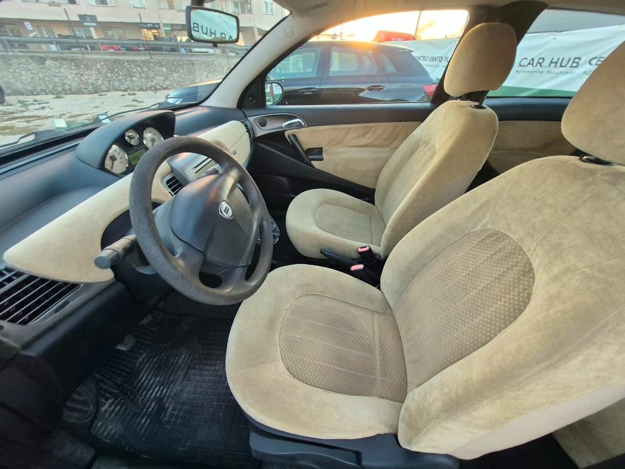 Lancia Ypsilon 1.3 Multijet 16V Platino