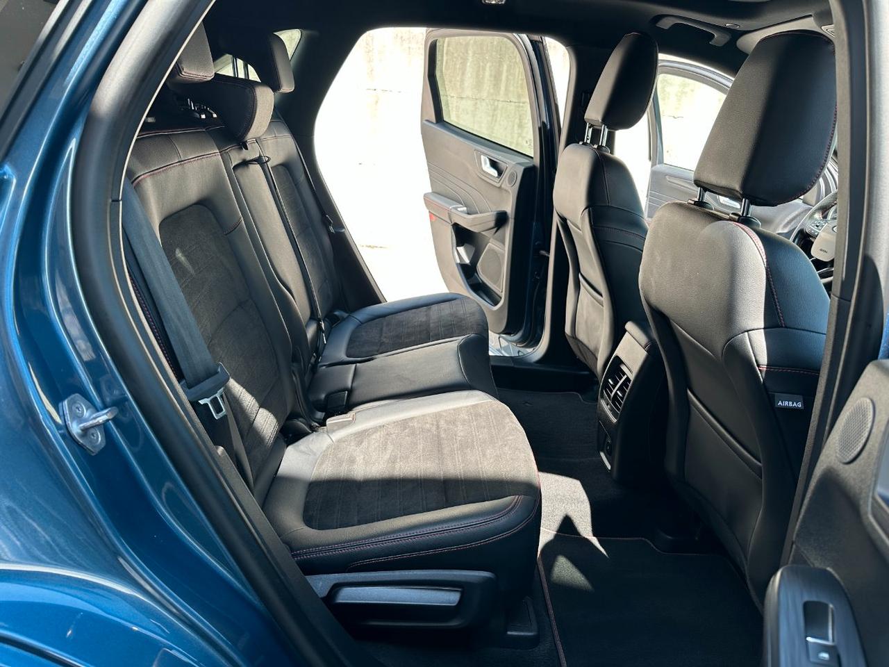 Ford Kuga 2.5 full hybrid ST-Line X awd 190cv cvt