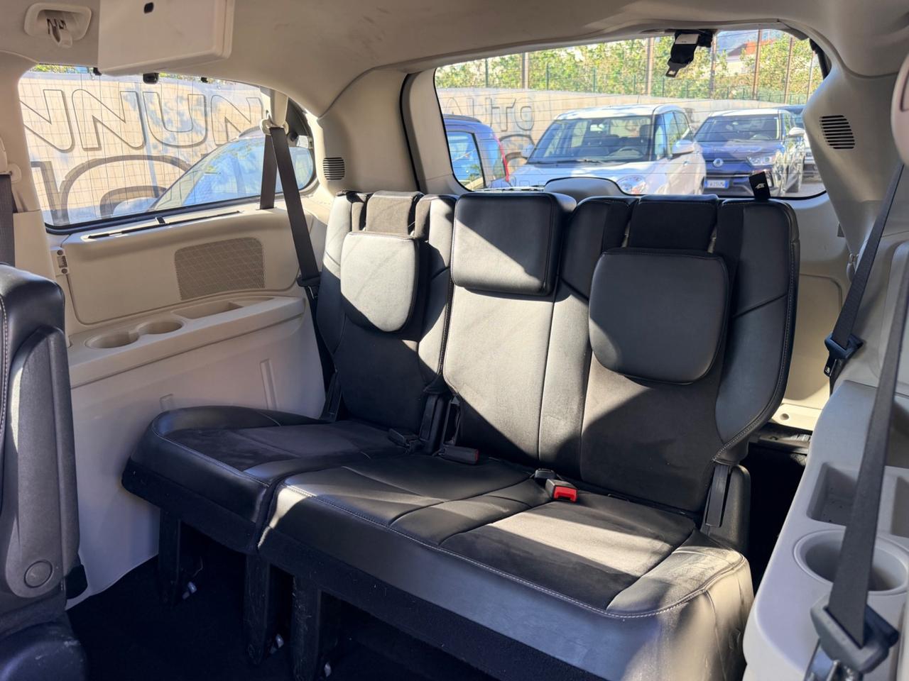 Lancia Voyager 2.8 Turbodiesel Platinum 177 CV