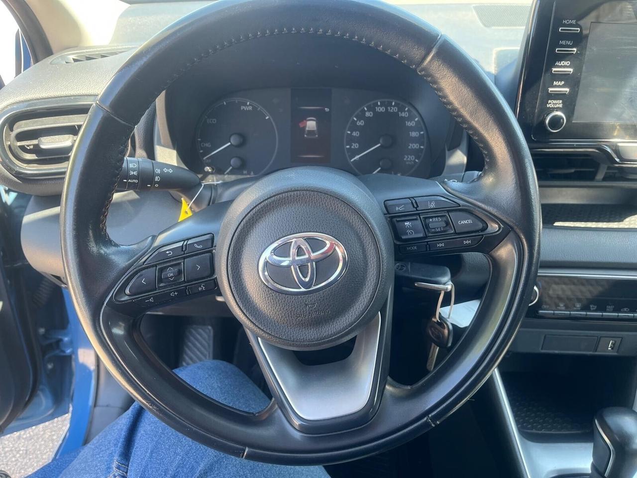 Toyota yaris 4 serie-1.5 hybrid-c.autom-2021