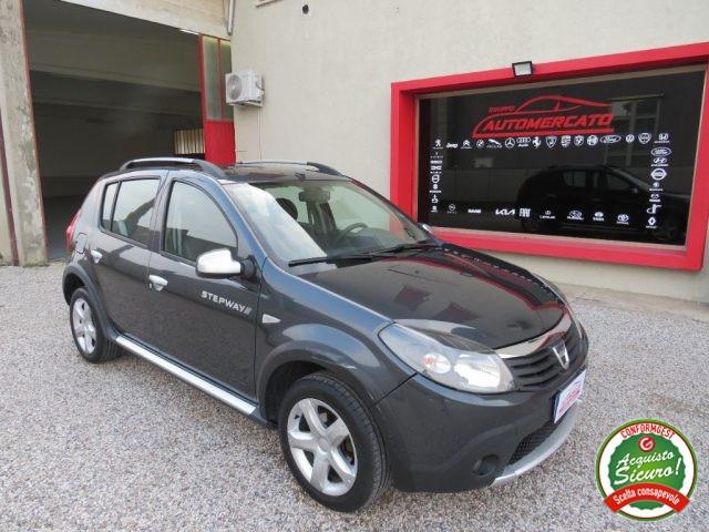 DACIA Sandero Stepway 1.6 8V GPL 85CV NEOPATENTATI