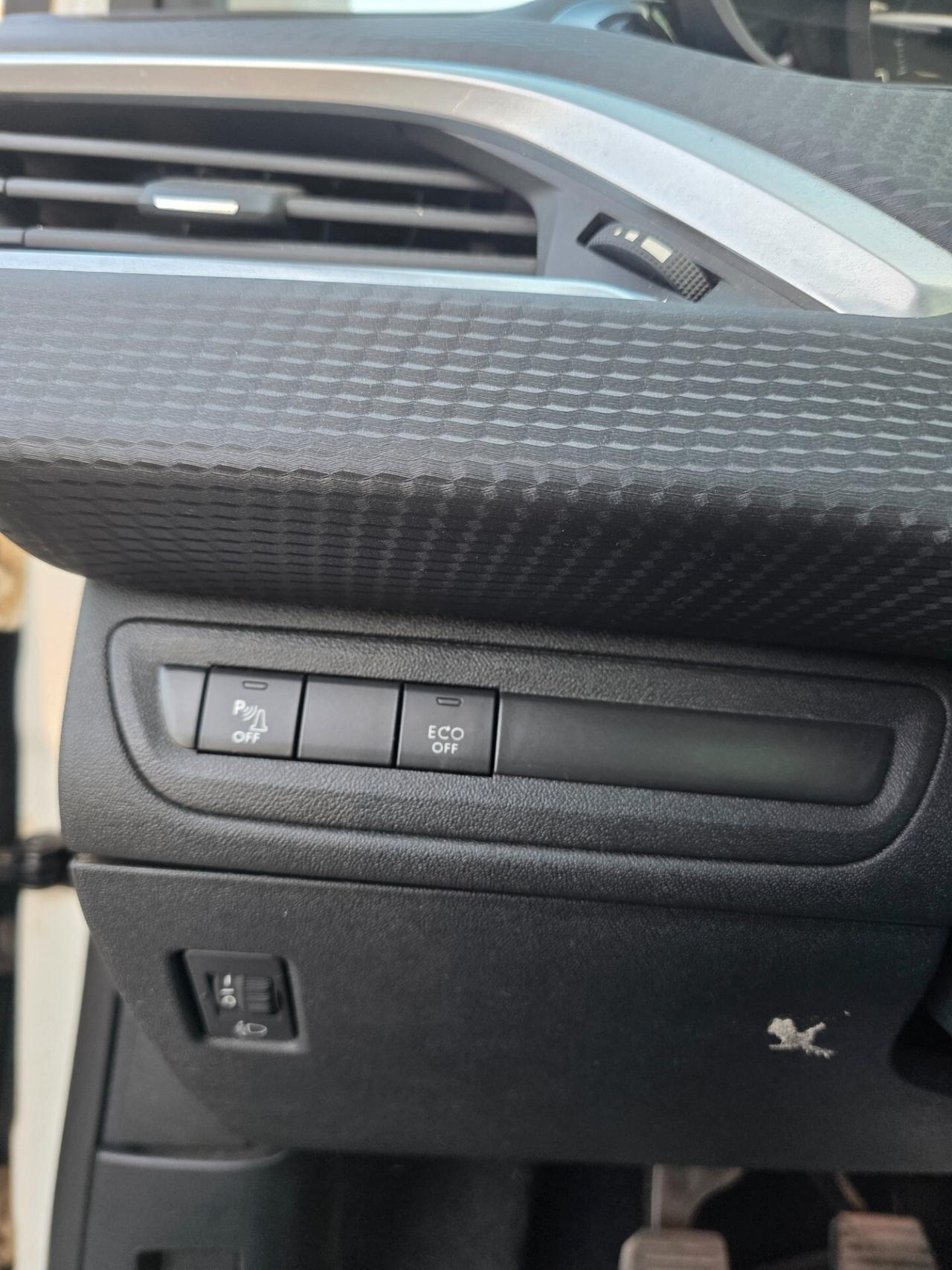 Peugeot 2008 PureTech Turbo 110 S&S Allure