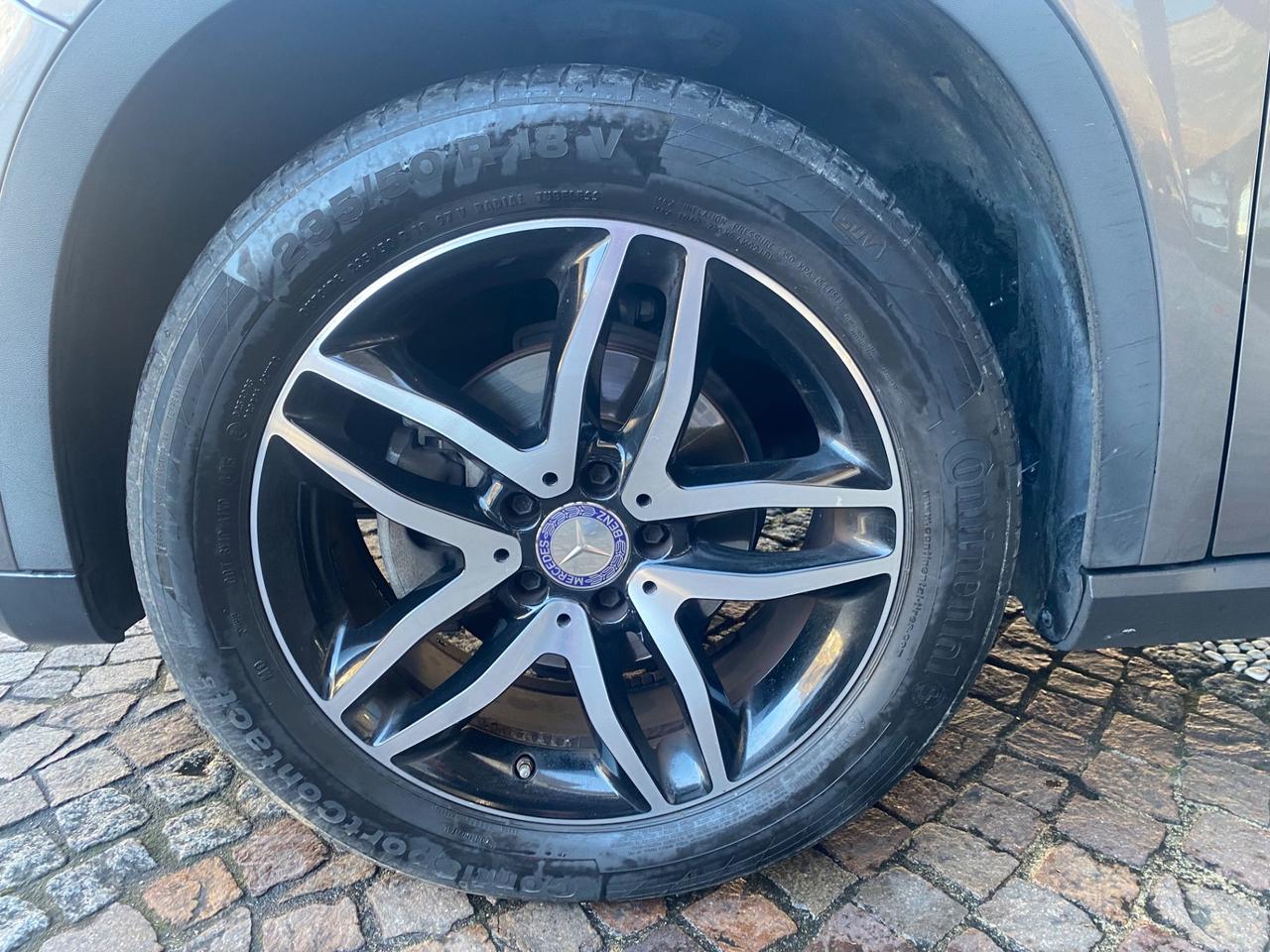 Mercedes-benz GLA 200 d Automatic Enduro Activity