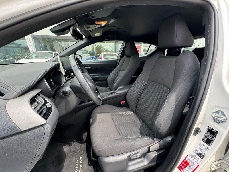 Toyota C-HR 1.8 Hybrid E-CVT Active