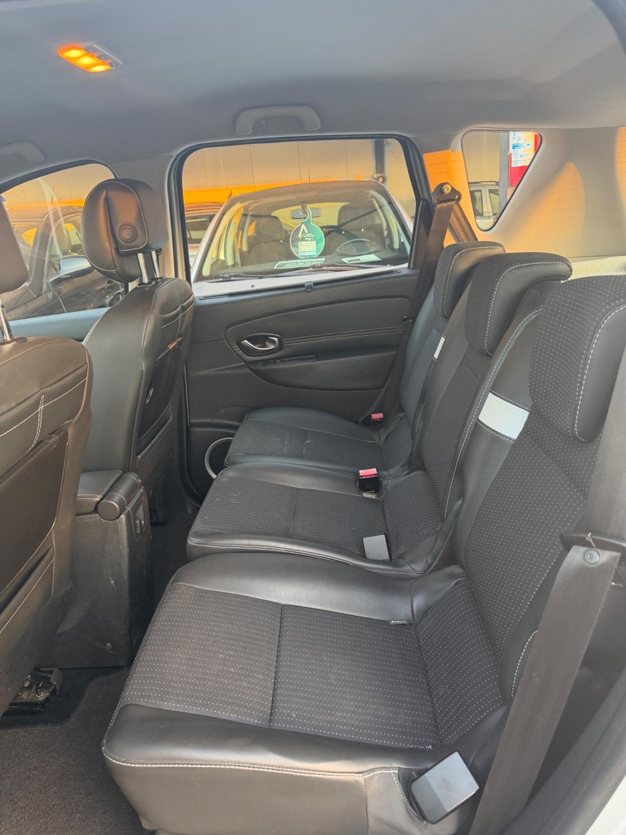 Renault SCENIC 1.5 DIESEL 2011 - RETROCAMERA
