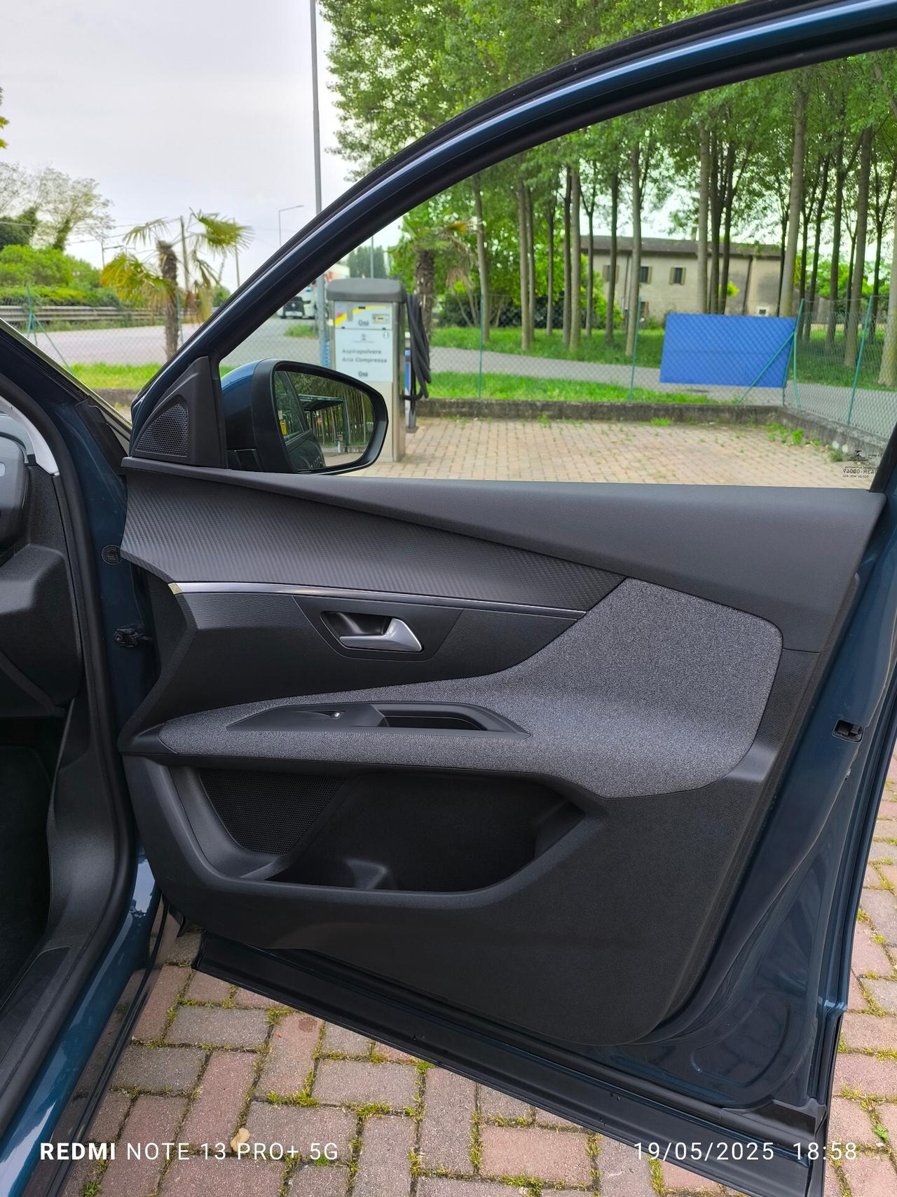Peugeot 3008 BlueHDi 130 S&S EAT8 Active Business