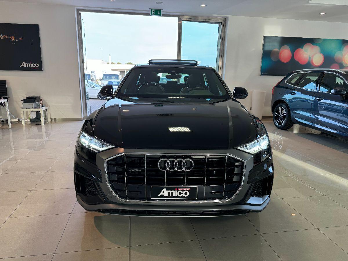 AUDI - Q8 - 50 TDI 286 CV quattro S-LINE Tetto