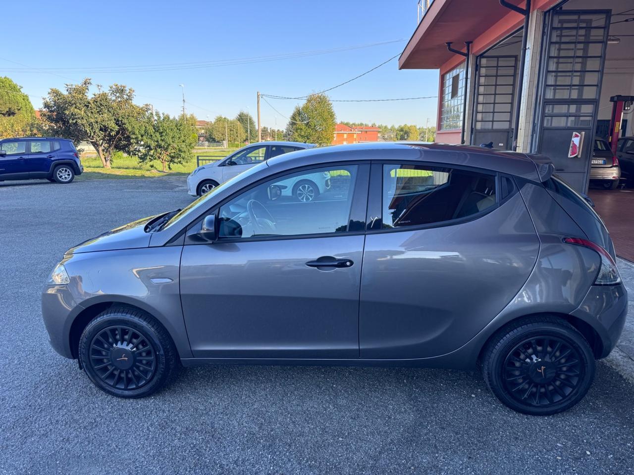 Lancia Ypsilon 1.2 69 CV GPL Monogram