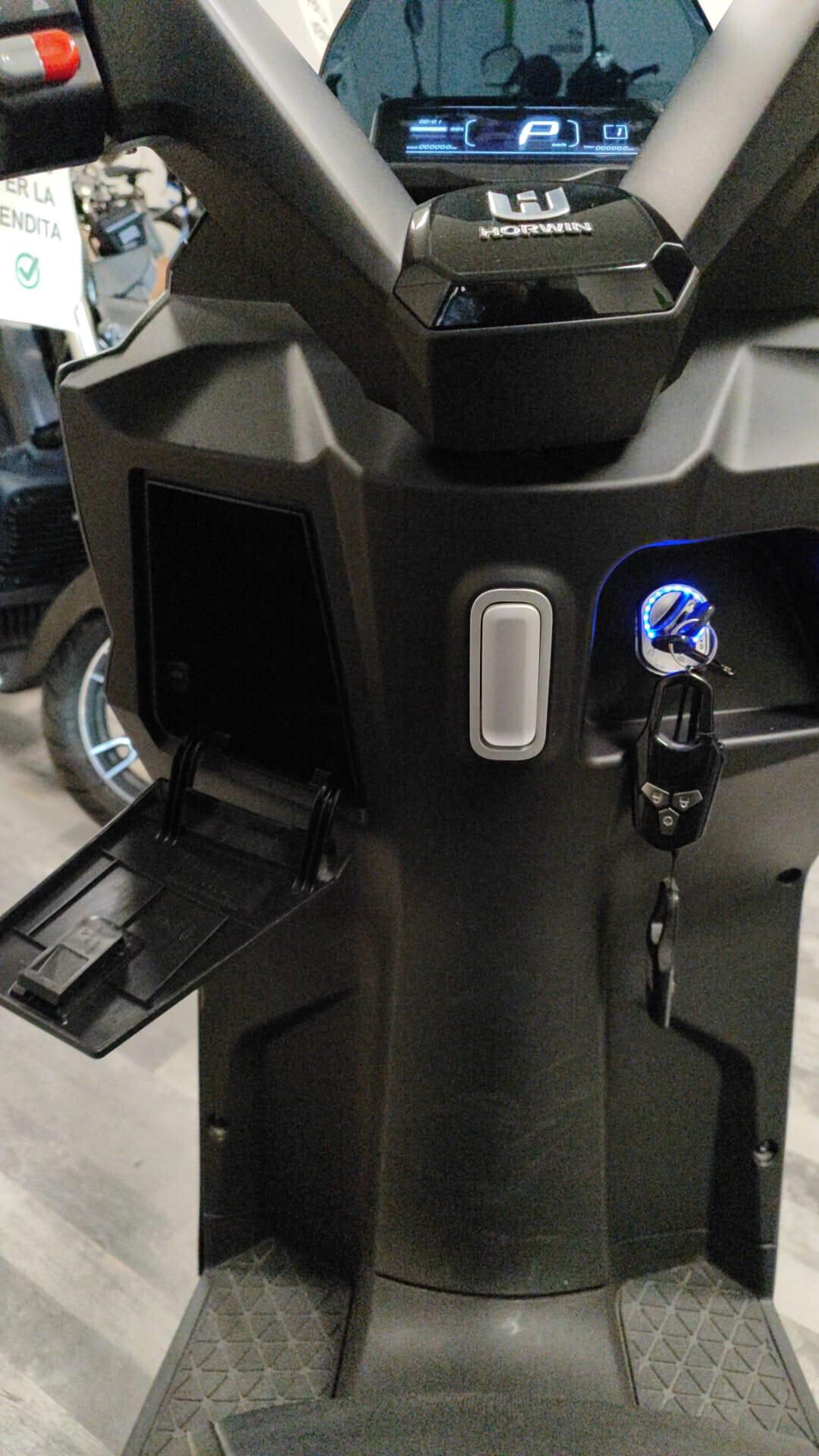 HORWIN SK3 ELETTRICO KM 0 OFFERTA A 2500€