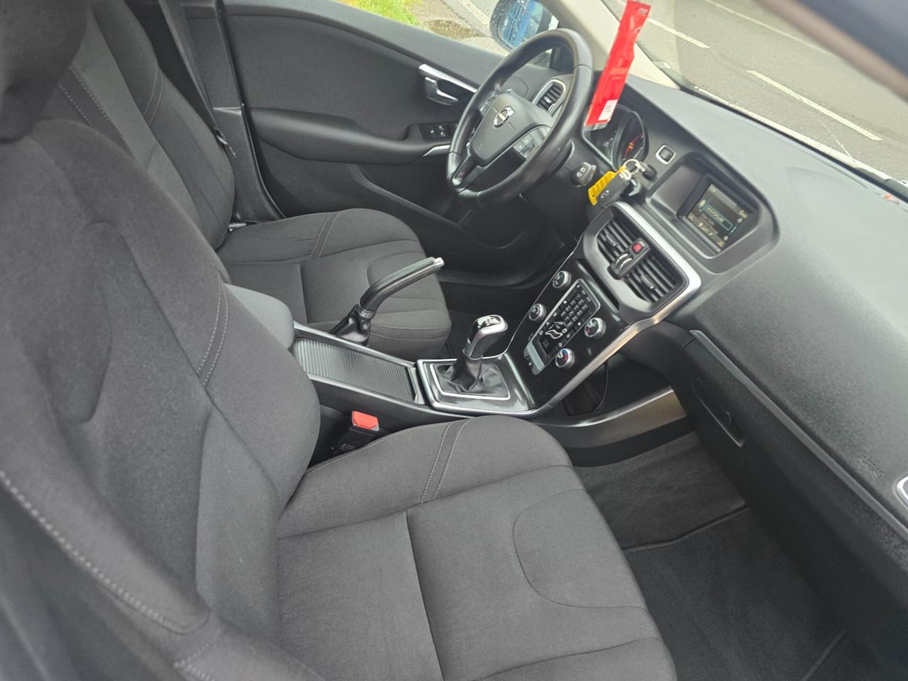 Volvo V40 D2