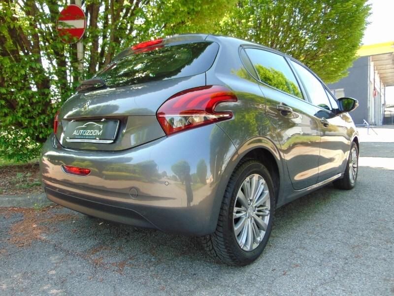 PEUGEOT 208 1° serie PureTech 82 Stop&Start 5 ...