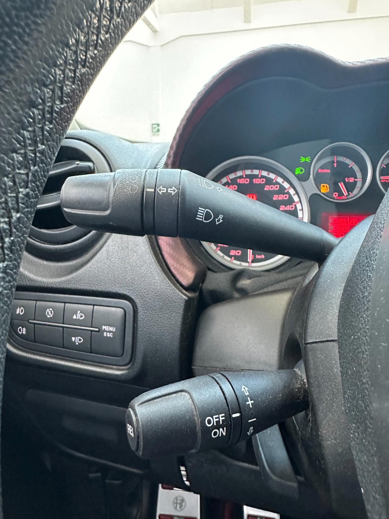 Alfa Romeo MiTo 1.4 T Benz, 135 cv, Uni Propr, Euro 5B, impeccabile