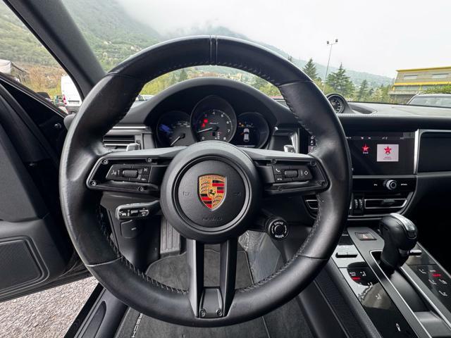 PORSCHE Macan 2.0 T Panorama Sport Chrono IVA Esposta
