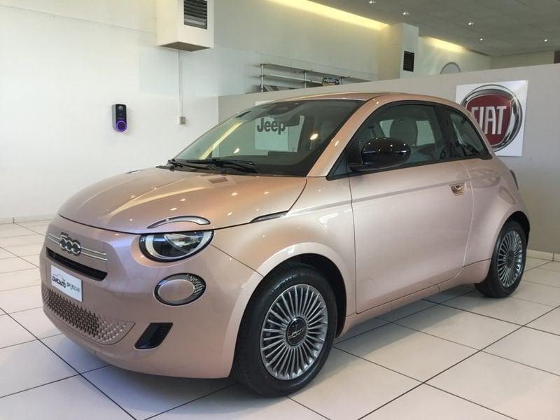 FIAT 500 Hybrid Hybrid Icon MY26