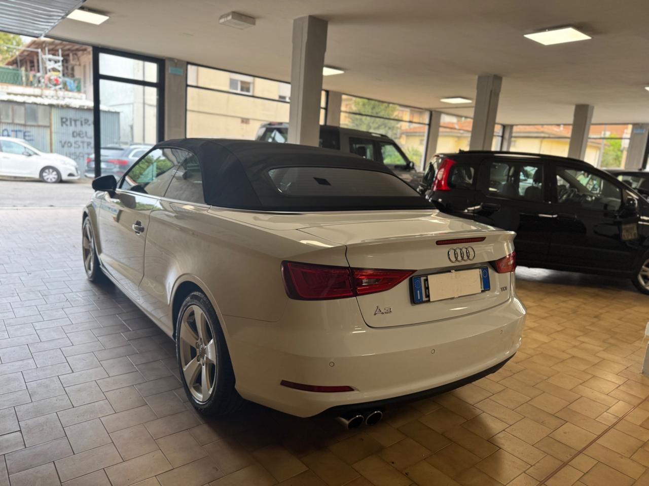 Audi A3 Cabrio 2.0 TDI clean diesel Attraction