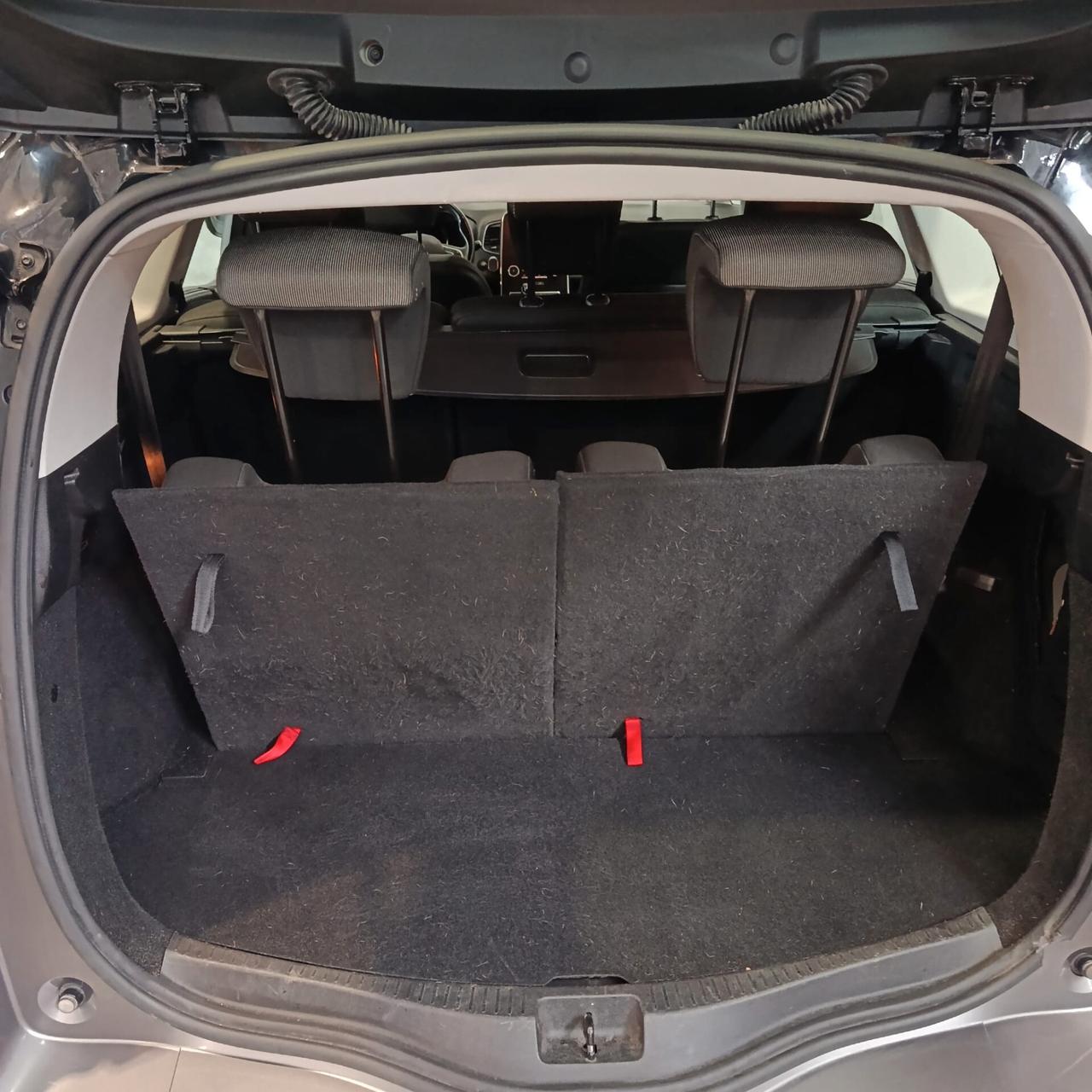 Renault SCENIC 1.4 TCE 7 POSTI