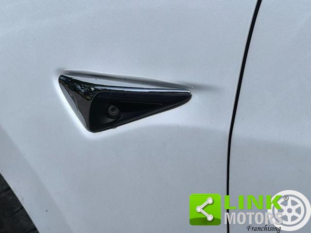 TESLA Model 3 Long Range Dual Motor FINANZIABILE