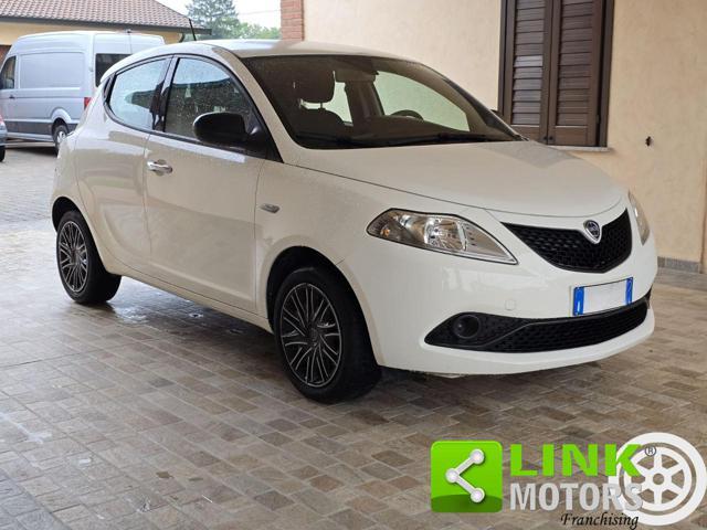 LANCIA Ypsilon 1.2 69 CV 5 porte S&S Gold