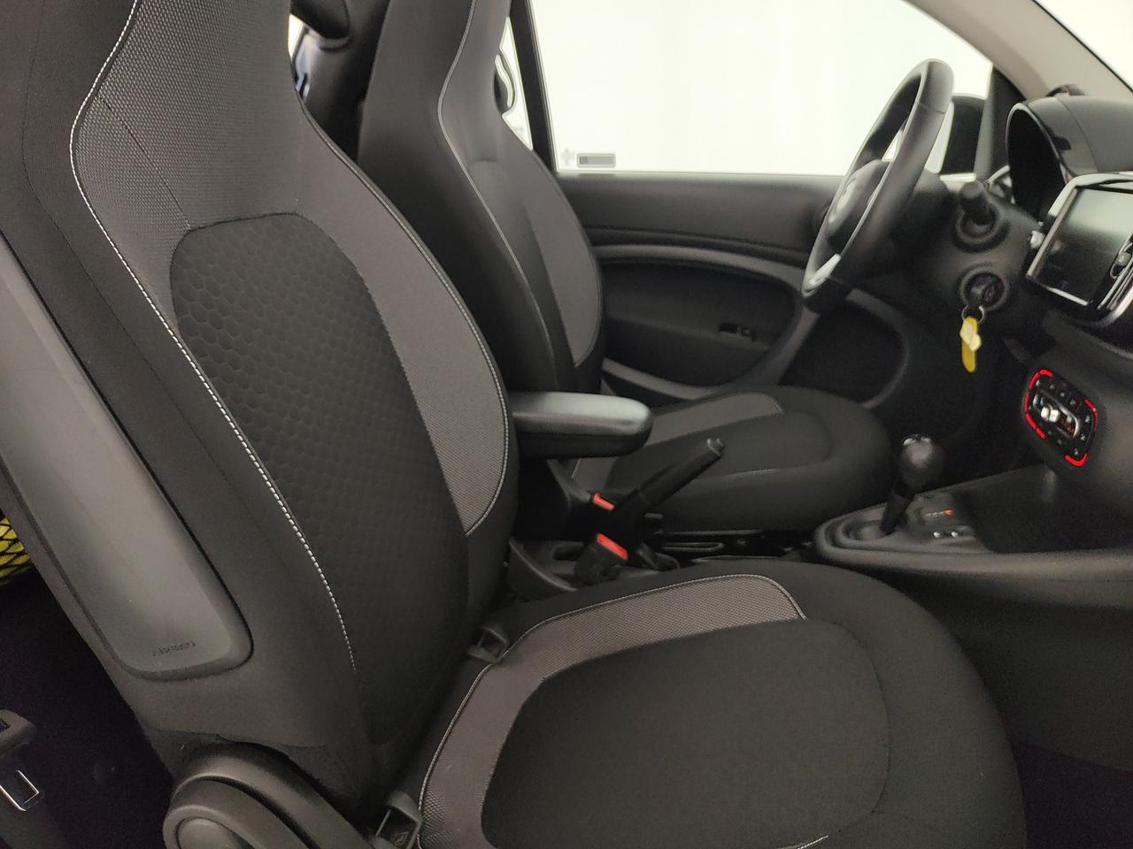 SMART Fortwo Cabrio eq Passion 4,6kW
