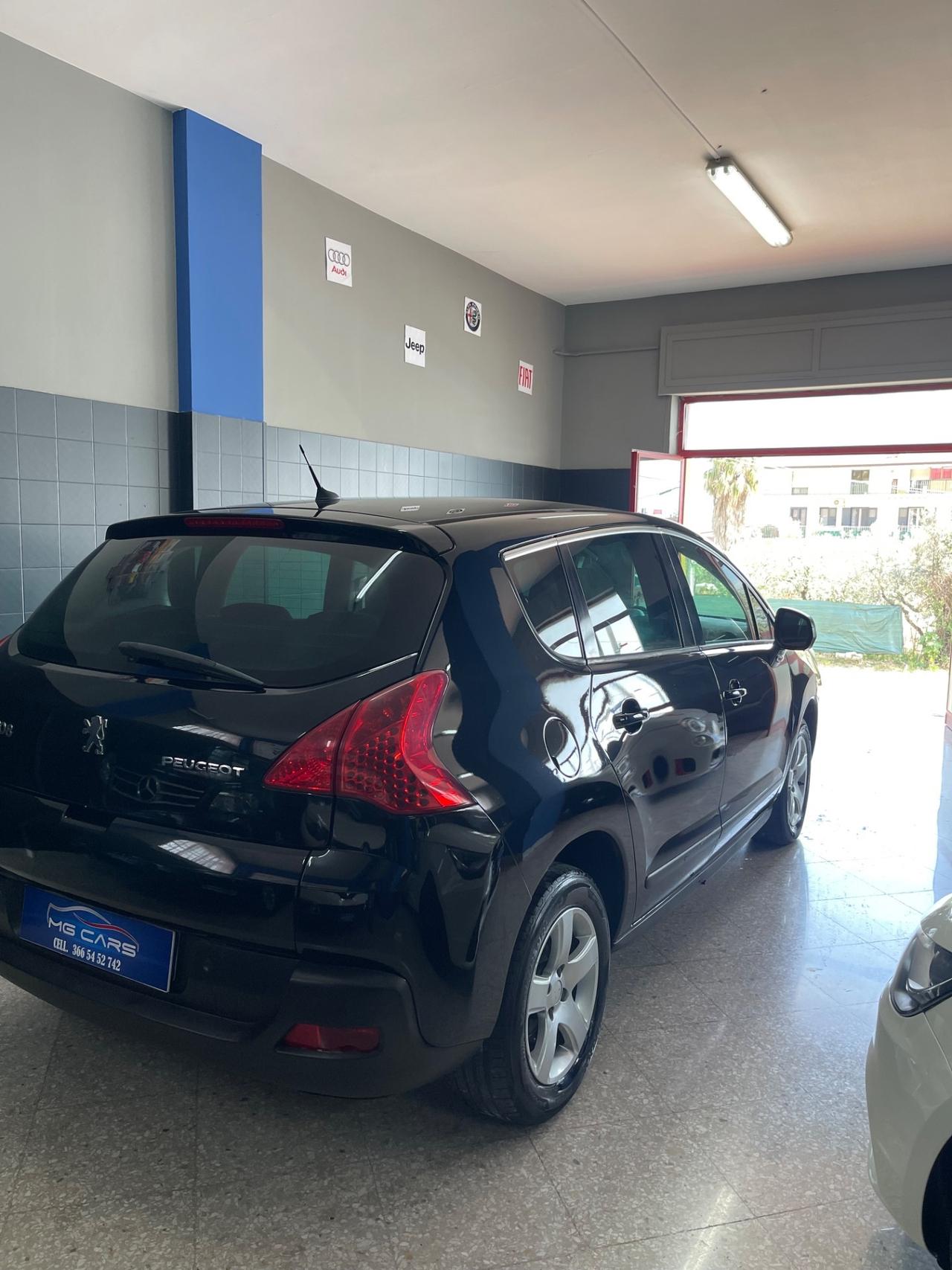 Peugeot 3008 1.6 HDi 115CV Business