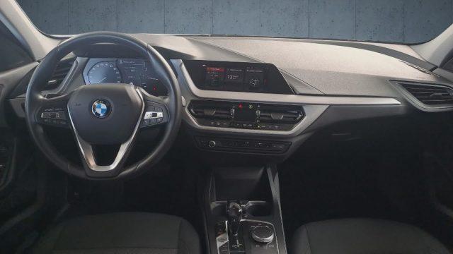 BMW 116 i 5p. Advantage Aut.