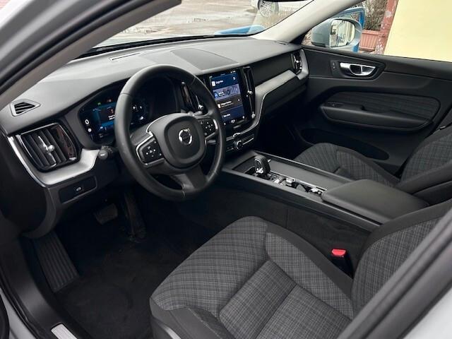 Volvo XC 60 XC60 B4 (d) automatico Core SUBENTRO LEASING