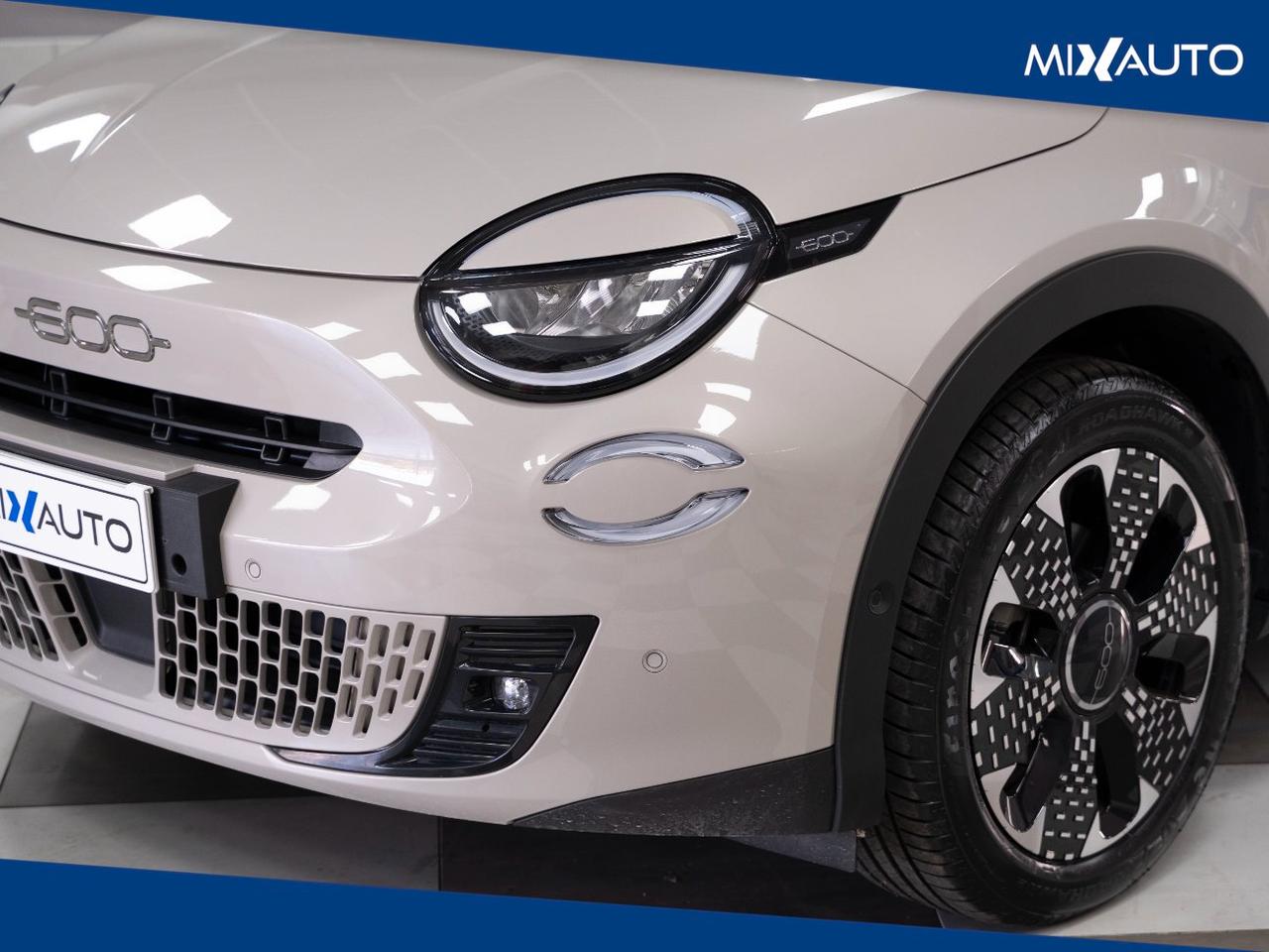 Fiat 600 1.2 Hybrid La Prima 110CV Auto