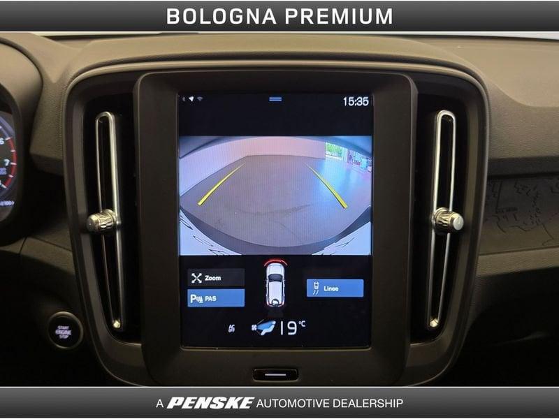 Volvo XC40 T2 Geartronic Momentum Core N1 - AUTOCARRO
