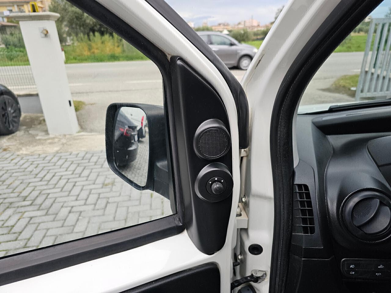 Fiat Fiorino 1.3 MJT 95CV Cargo Allestito Officina Mobile