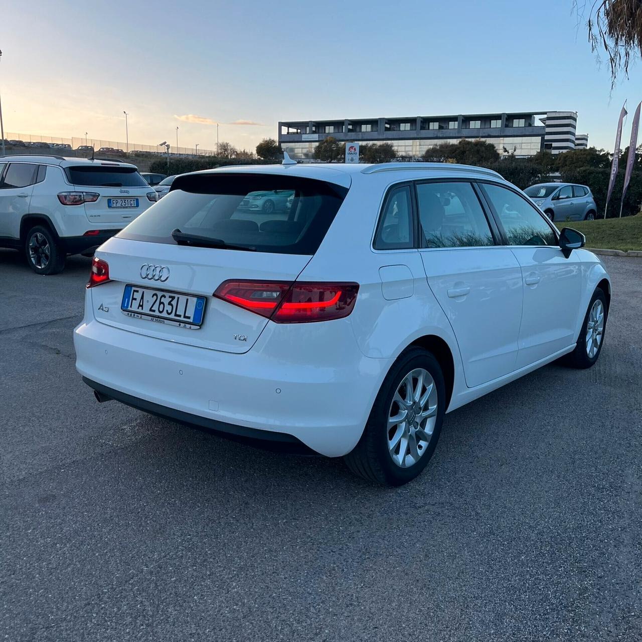 Audi A3 SPB 1.6 TDI clean diesel S tronic Attraction