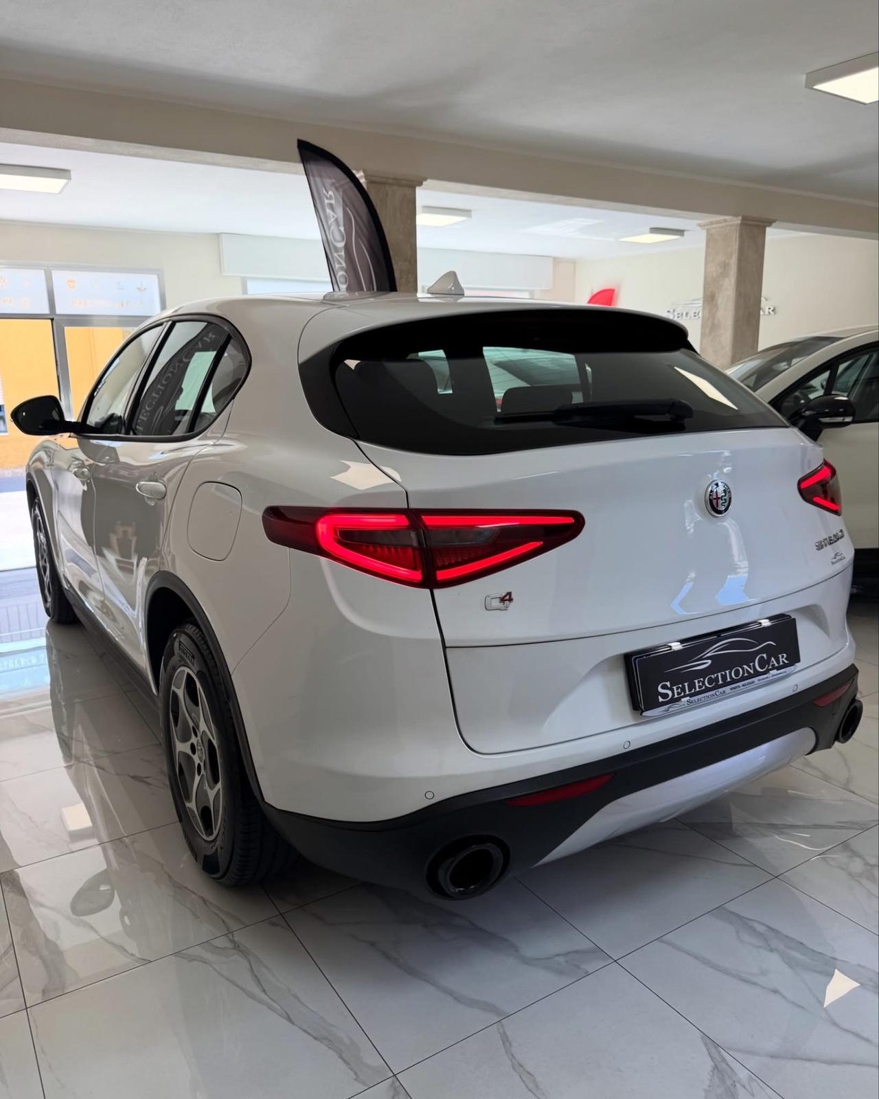 Alfa Romeo Stelvio 2.2 Turbodiesel 190 CV AT8 Q4 Business